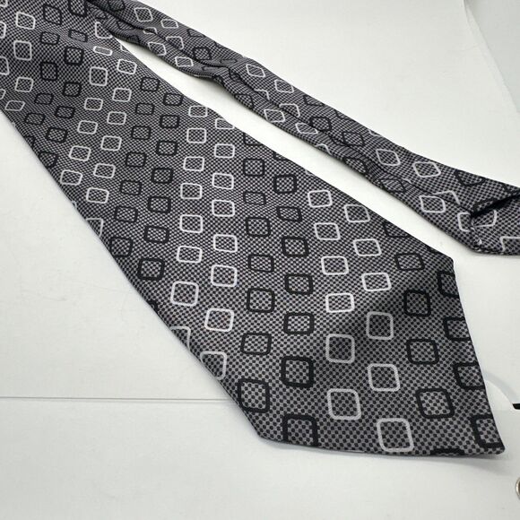 A. Vincenzo Tie Gray Scale Geometric Polyester Necktie - Picture 2 of 5